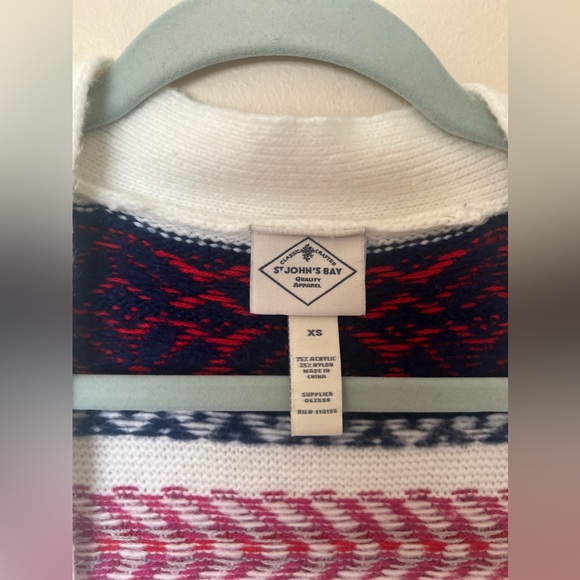ST JOHN'S BAY Red White Blue Patterned Cardigan Sweater XS - Picture 3 of 8